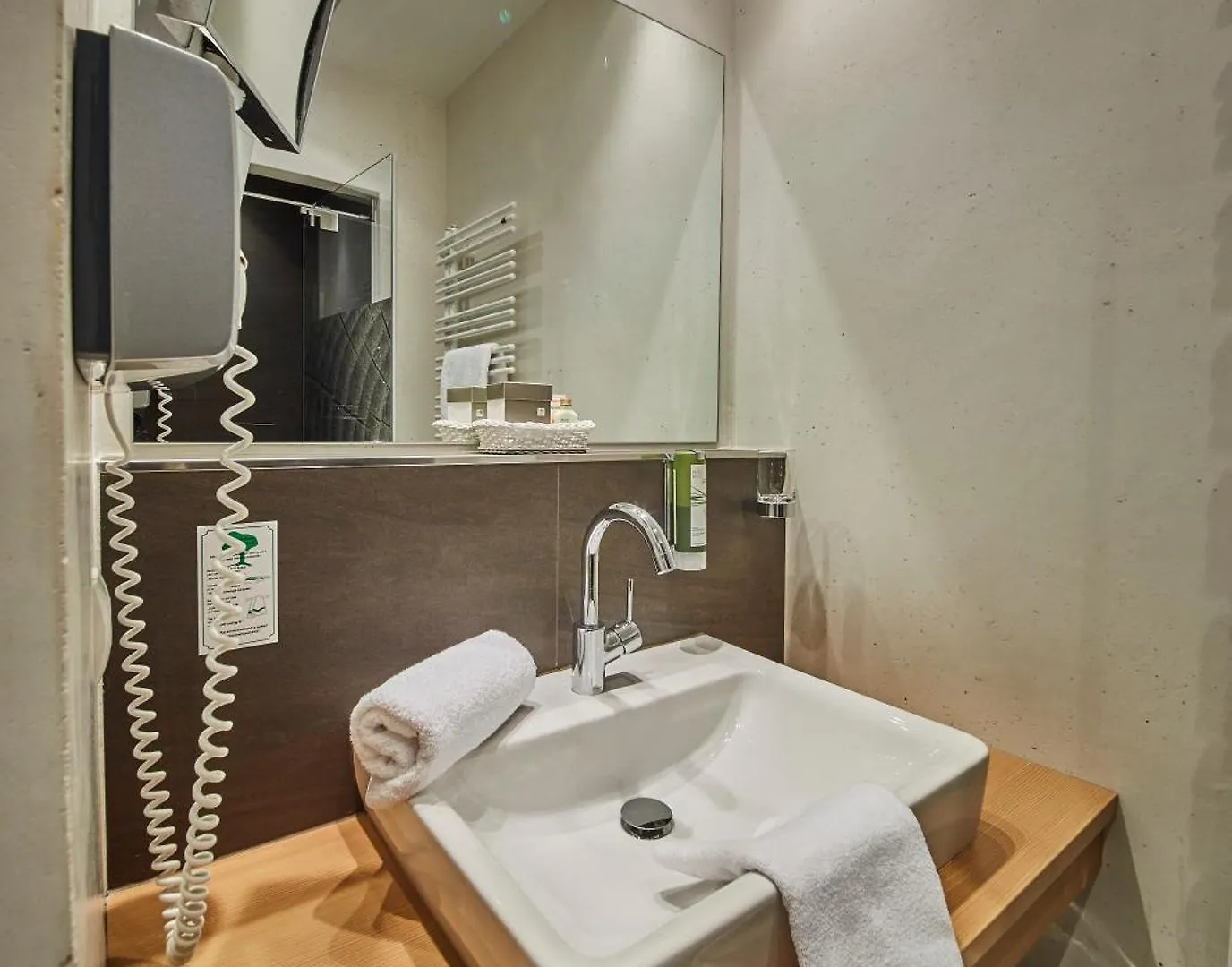 Hotel Hasenauer 4 Sterne Superior ザールバッハ・ヒンターグレム