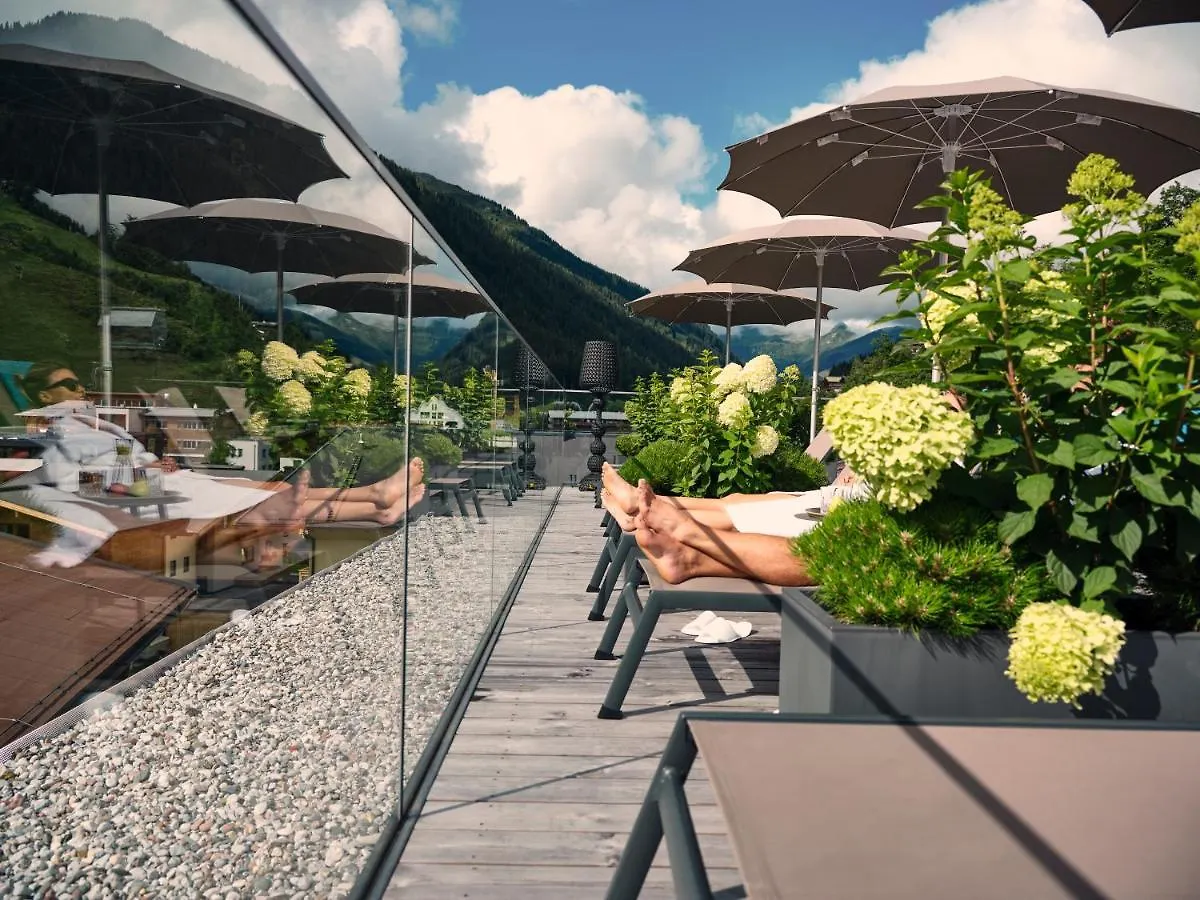 Hotel Hasenauer 4 Sterne Superior Saalbach